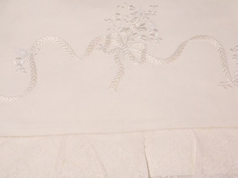 Parure Matrimoniale in Puro Lino, Artigianato Fiorentino Fiorentino