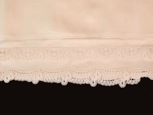 Ivory silk bed sheets set, florentine manifactured