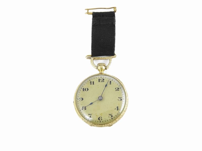 Orologio Spilla in Oro Giallo con Diamanti e Smalti Neri