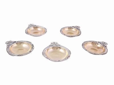 Serie di Cinque Coppette in Argento