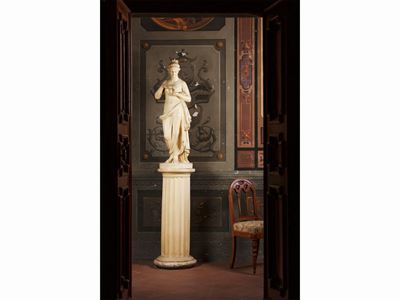 Venere Recante in Mano una Farfalla, Manifattura di Signa