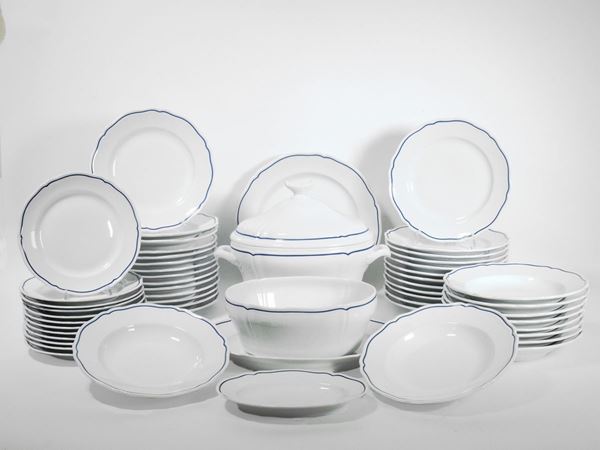 A porcelain dishes service, Richard Ginori