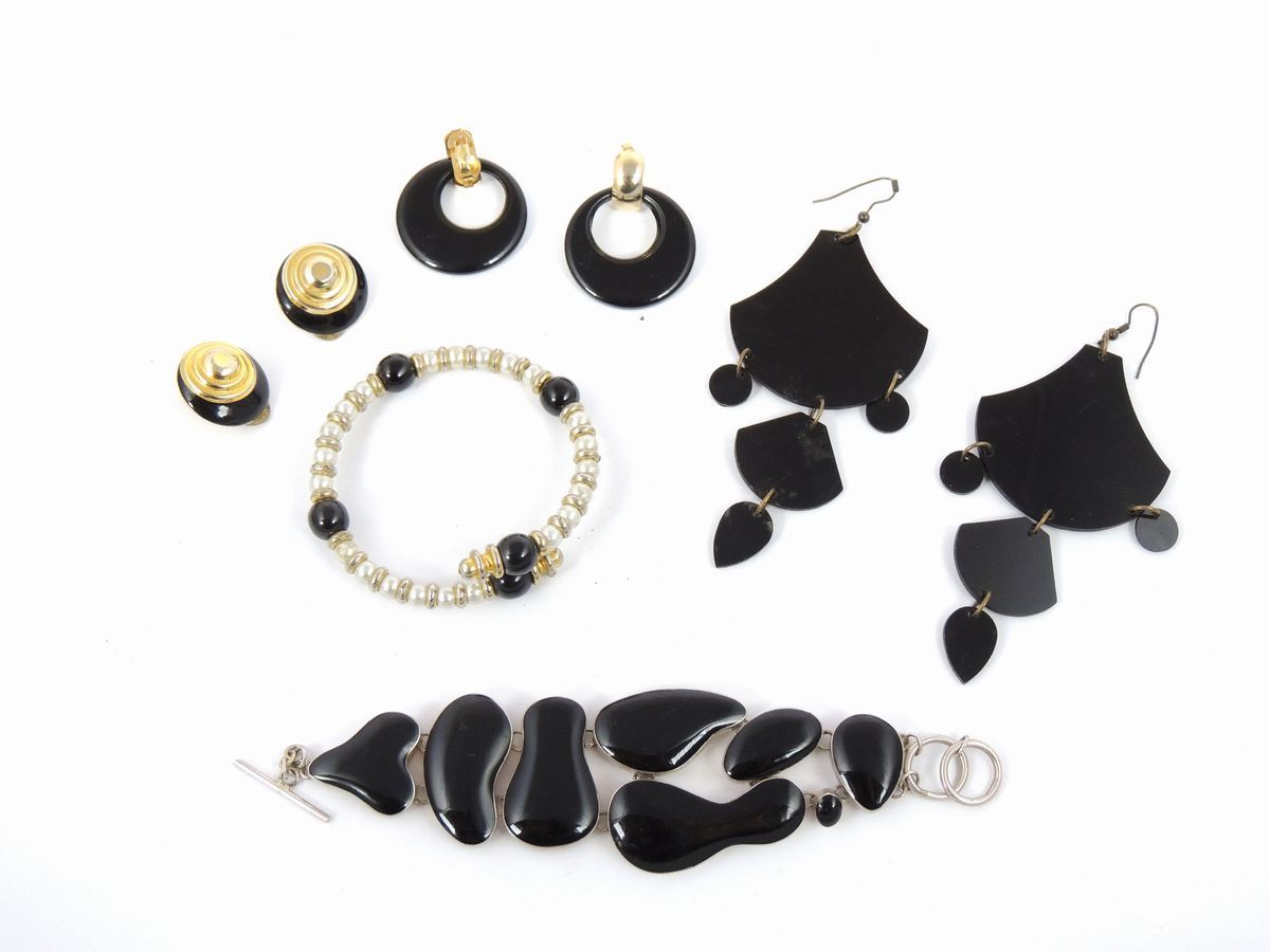 Lotto di Bijoux in Resina e Cristalli Neri