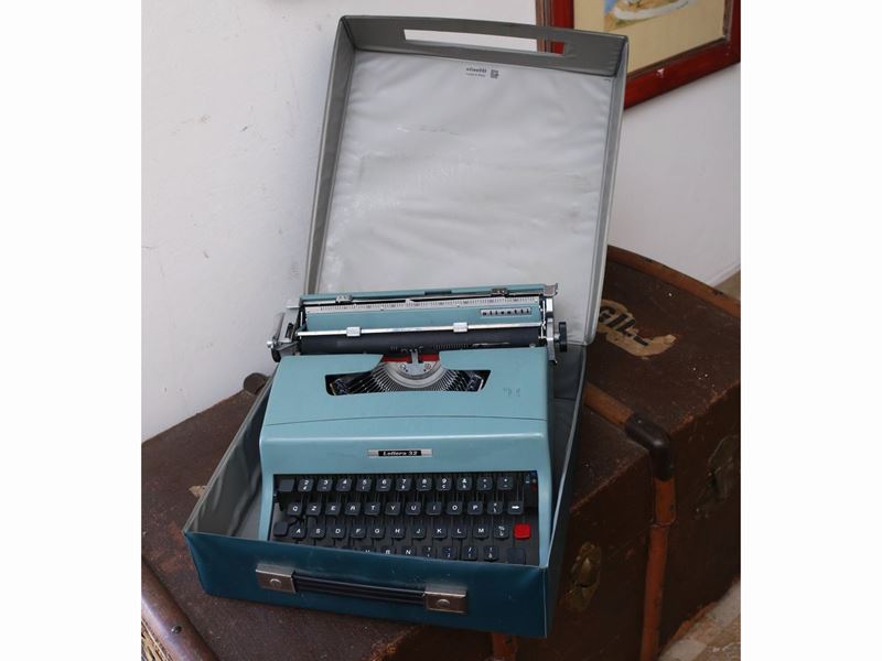 Macchina da Scrivere Olivetti