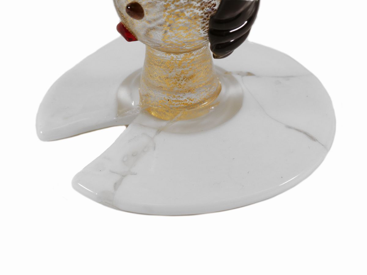 Coppia di Bicchieri con Stelo Raffigurante Volto Femminile