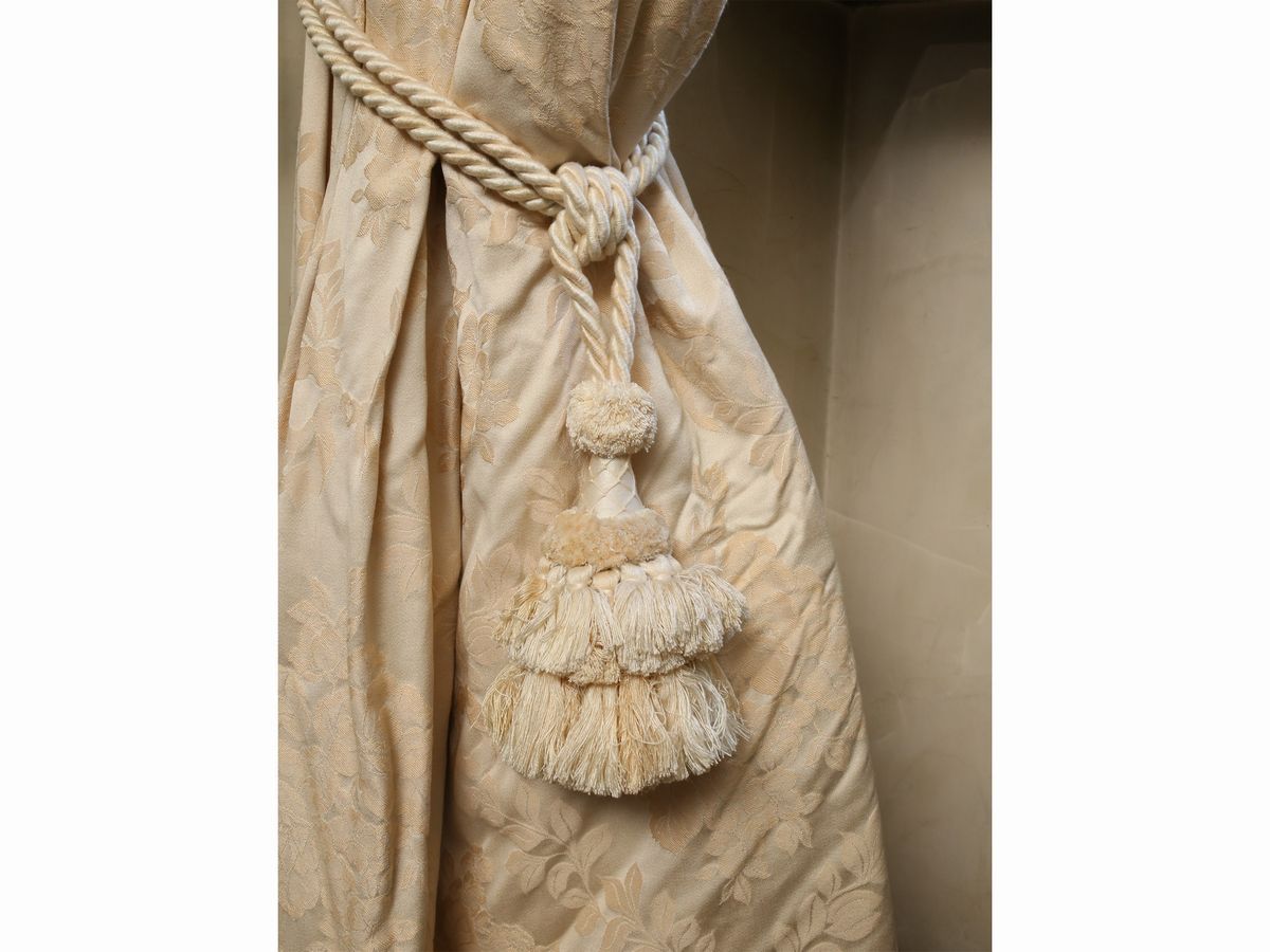 Coppia di Tende in Cotone Damascato Avorio