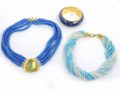 Lotto di Bijoux in Vetro e Metallo Dorato