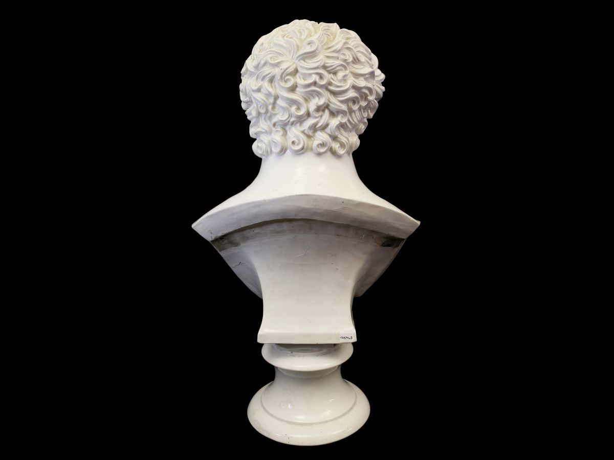 Ritratto di Nobile Fiorentino nelle Sembianze Dell'imperatore Vitellio, Manifattura di Doccia