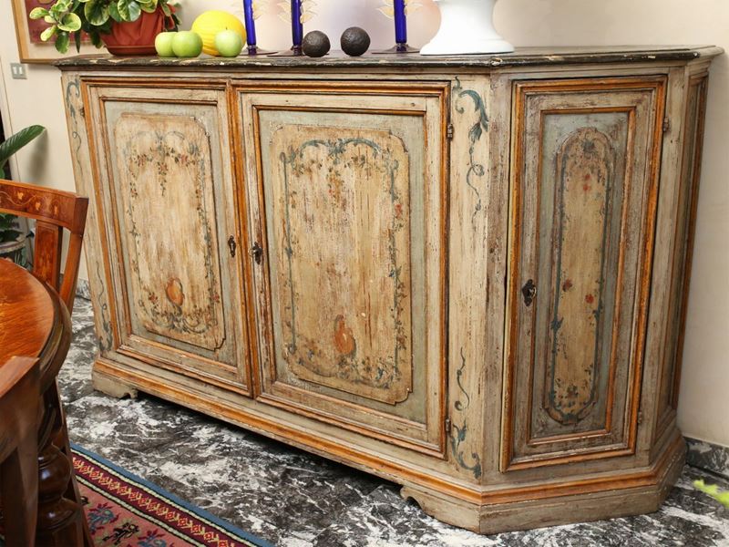 Credenza in Legno Laccato
