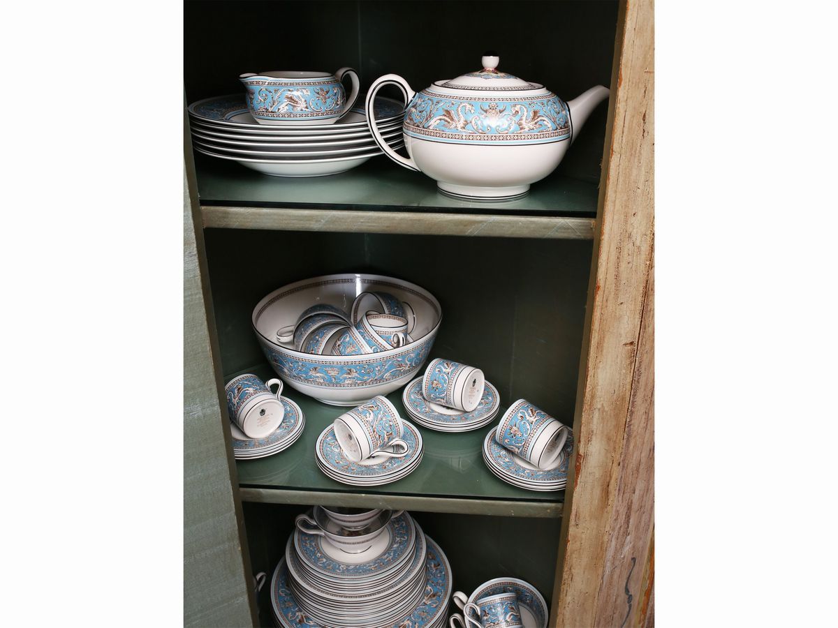 Servito di Piatti in Porcellana, Wedgwood, Modello Florentine
