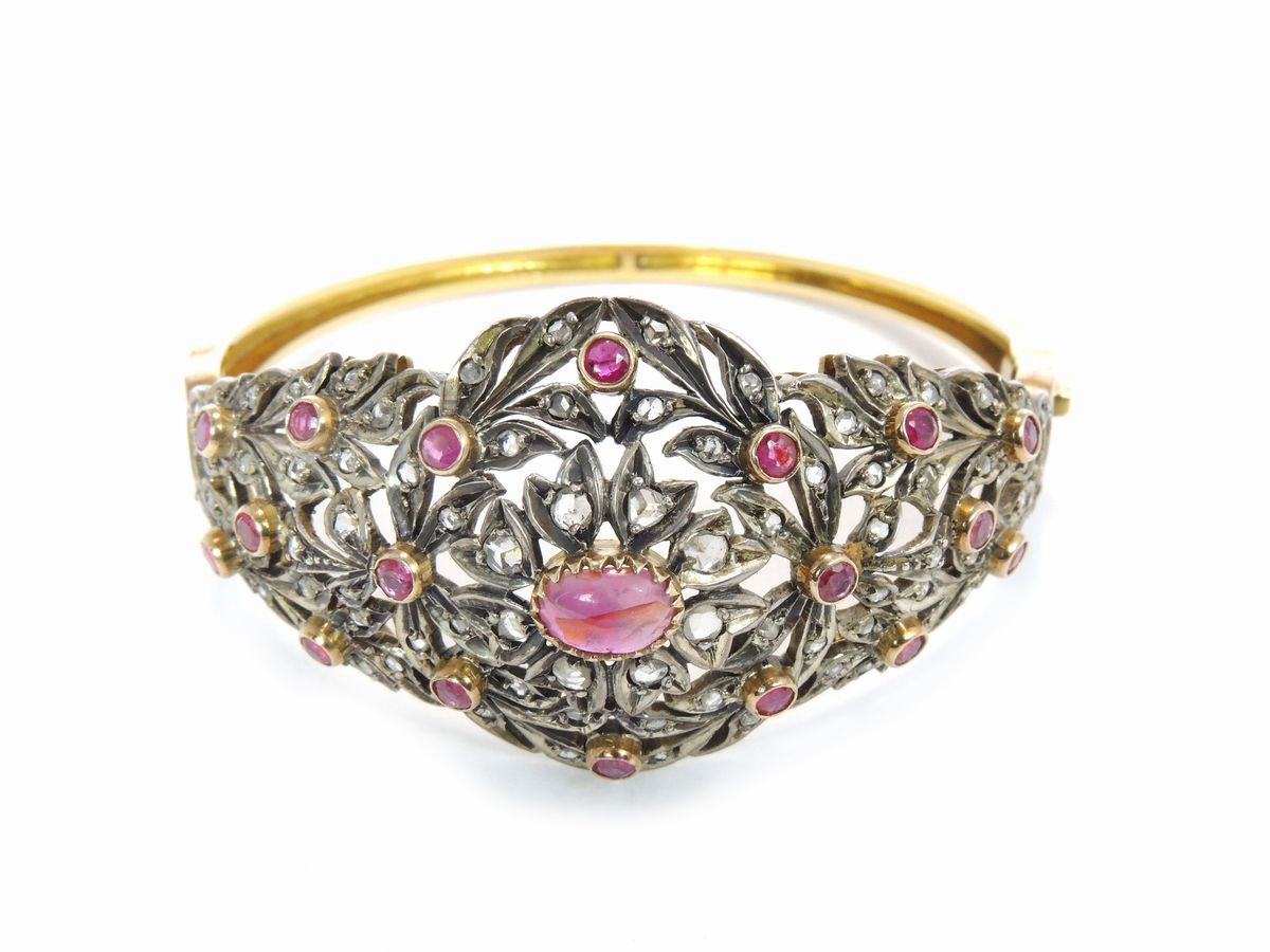 Bracciale in Oro Giallo e Argento con Diamanti e Rubini