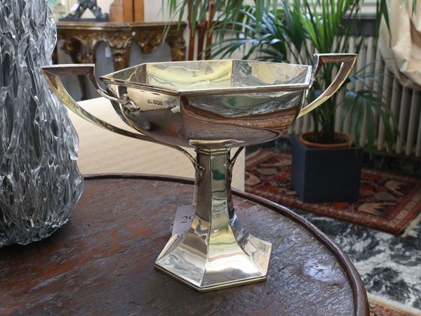 A silver cup, Walker & Hall