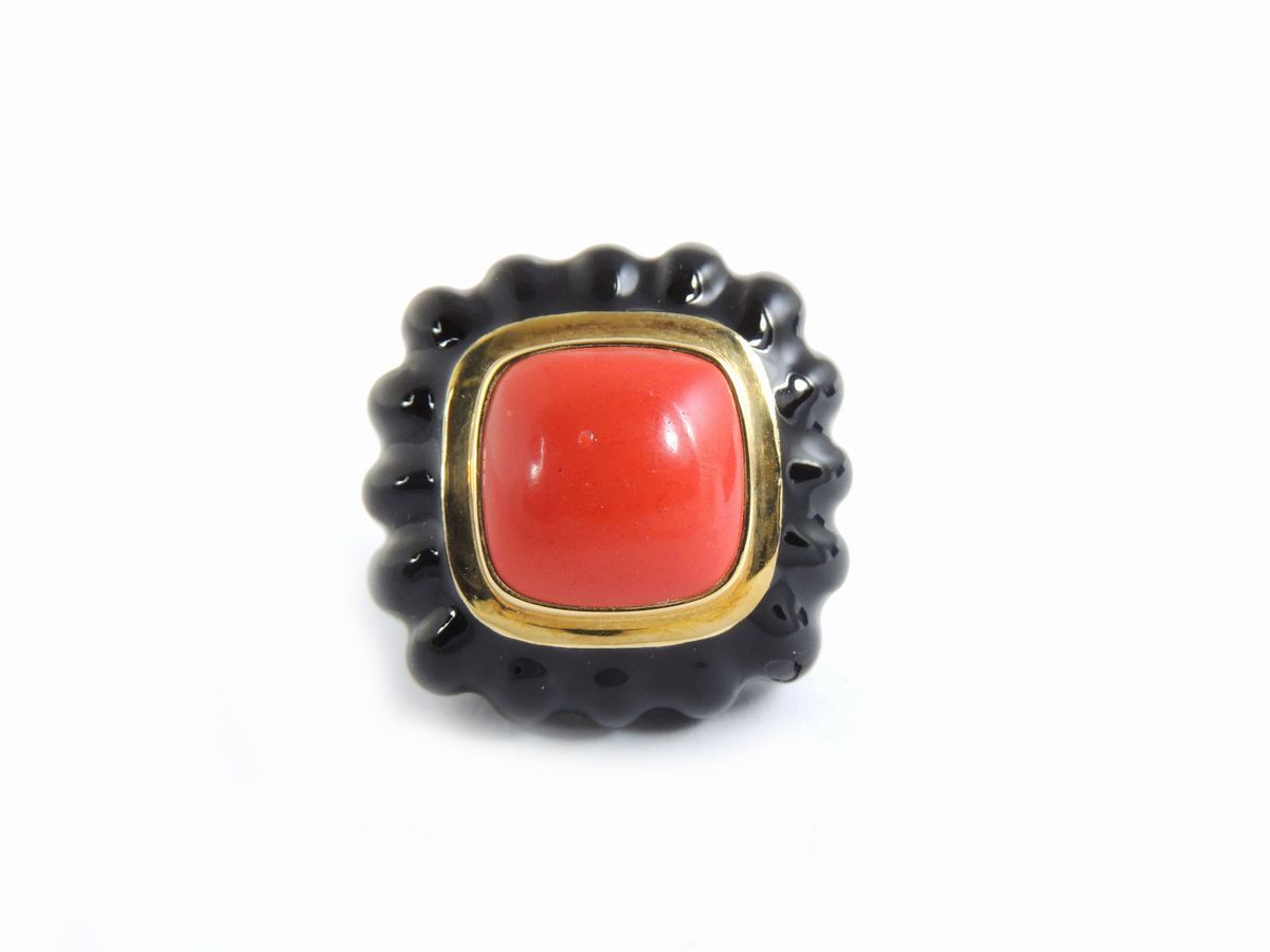 Anello in Oro Giallo e Argento 925/1000 Allegra con Corallo Rosso e Smalto Nero