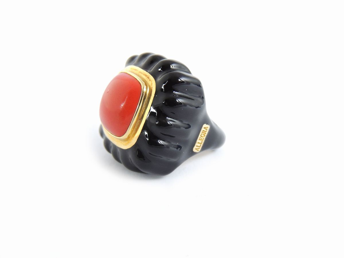 Anello in Oro Giallo e Argento 925/1000 Allegra con Corallo Rosso e Smalto Nero