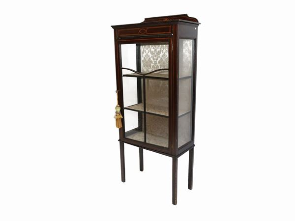 A mahogany collection cabinet  (early 20th century)  - Auction Furniture, Paintings and Curiosities from Private Collections - Maison Bibelot - Casa d'Aste Firenze - Milano