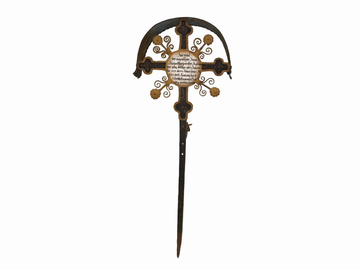 Antica Croce in Bronzo Laccato