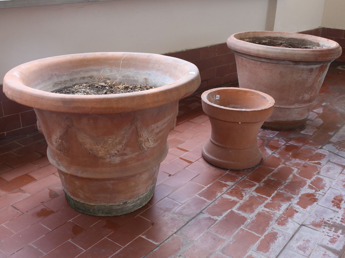 Cinque Vasi da Giardino in Terracotta