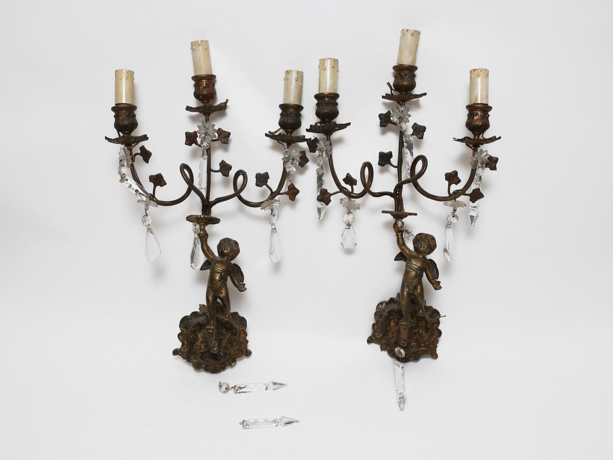Serie di Quattro Appliques in Metallo