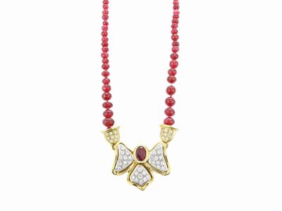 Collana in Oro Giallo con Diamanti e Rubini