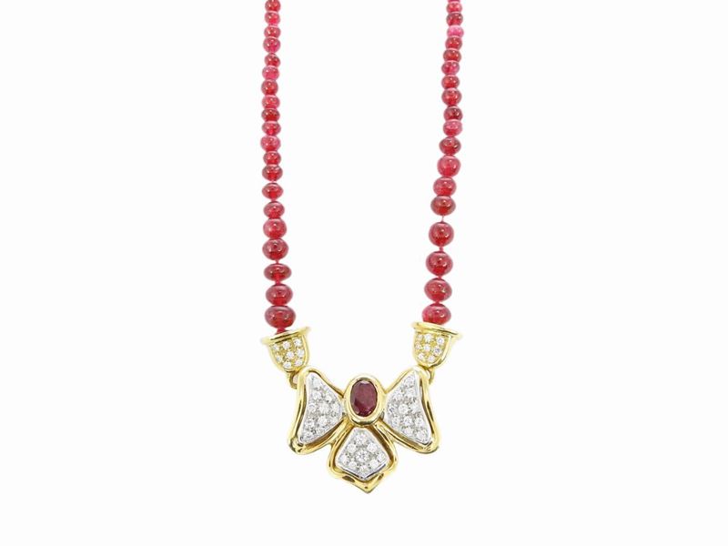 Collana in Oro Giallo con Diamanti e Rubini
