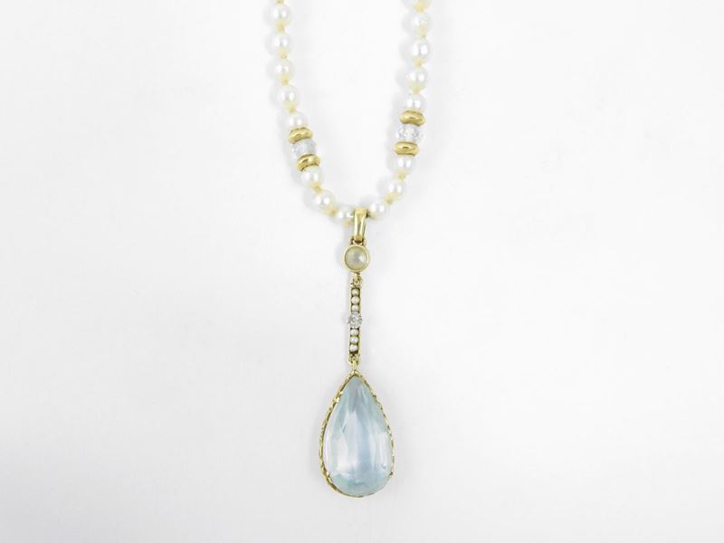 Girocollo e Pendente in Oro Giallo con Perle Coltivate e Acquamarine