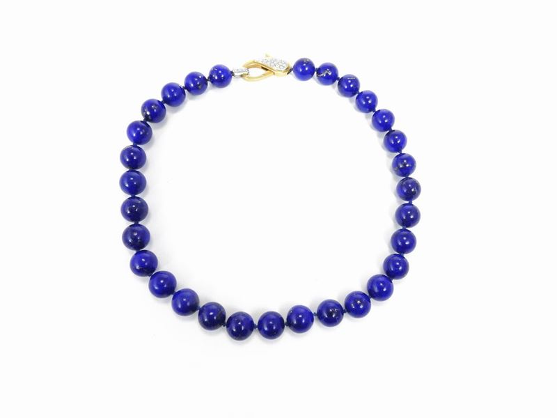 Collana in Lapislazzuli con Fermezza in Oro e Dimanti