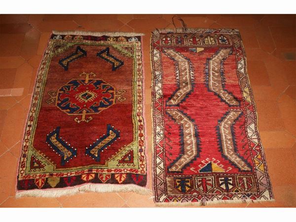 Due piccoli tappeti Turchi di vecchia manifattura