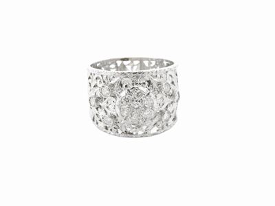 Anello a Fascia in Oro Bianco con Diamanti