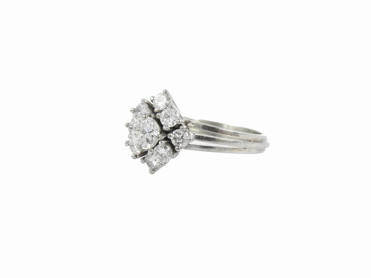 Anello in Oro Bianco con Diamanti
