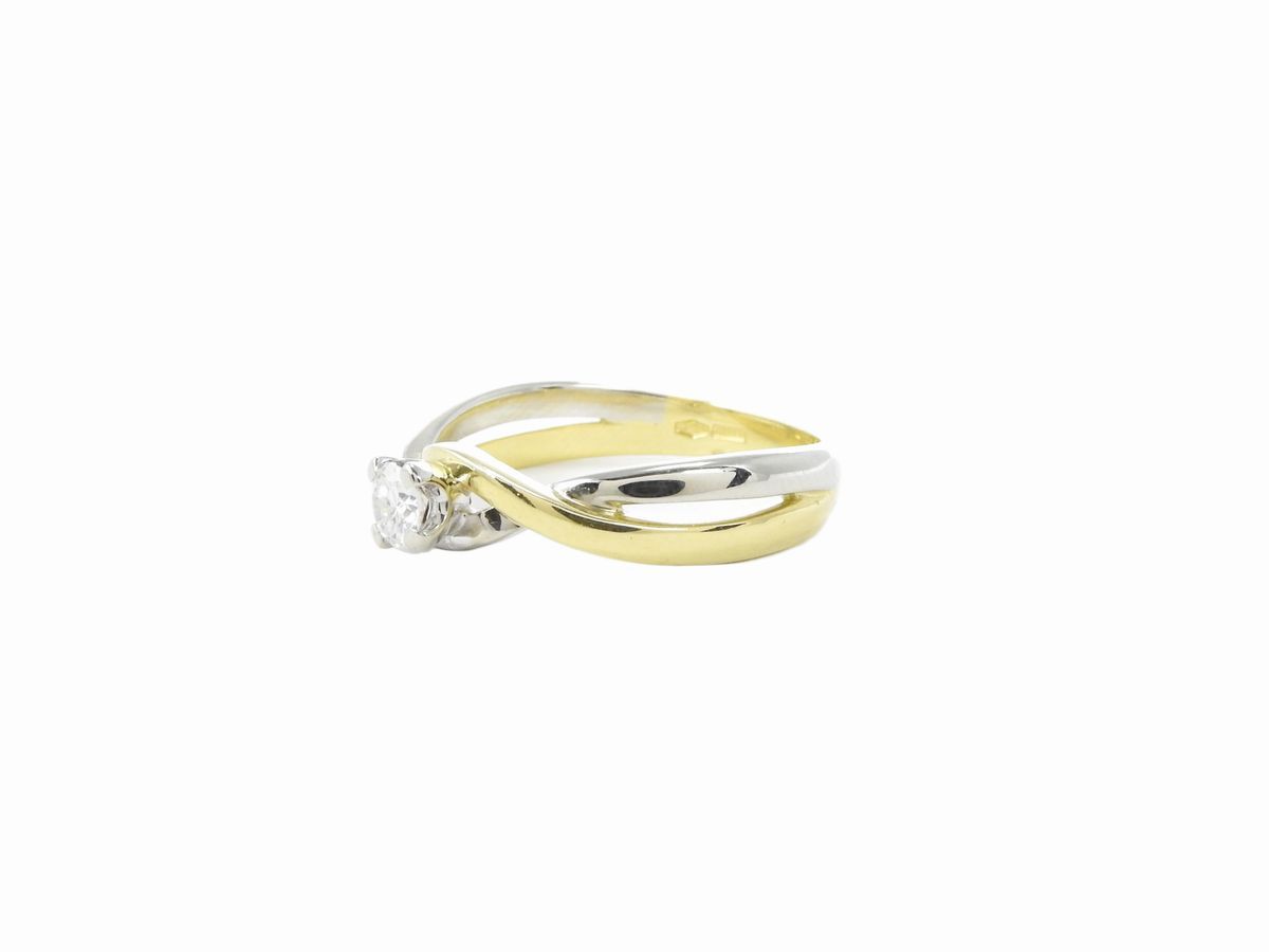 Anello Solitario Salvini in Oro Bianco e Giallo con Diamante