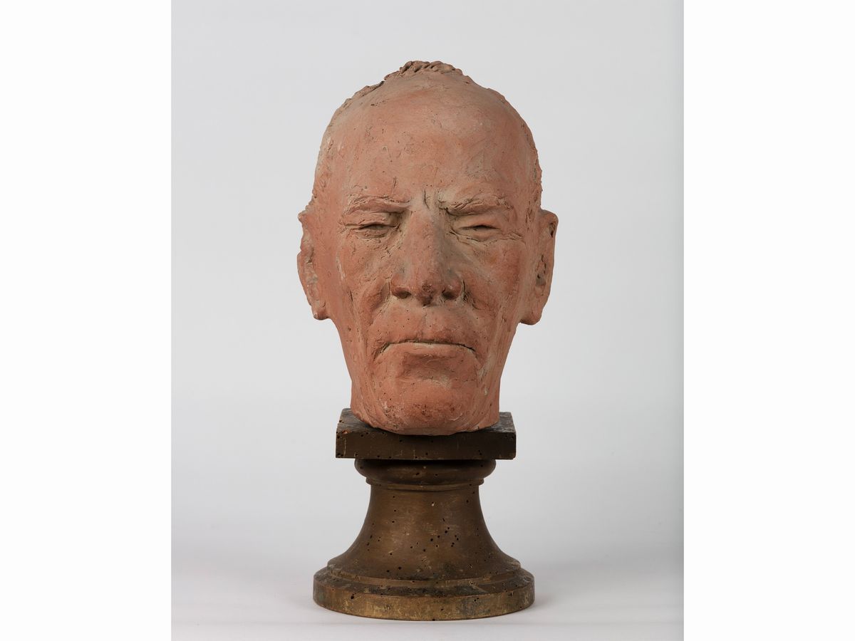 Volto in Terracotta