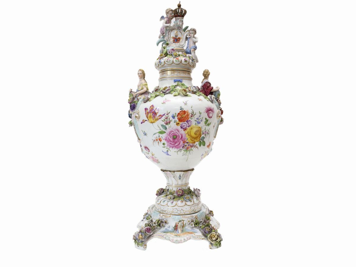 Monumentale Vaso in Porcellana