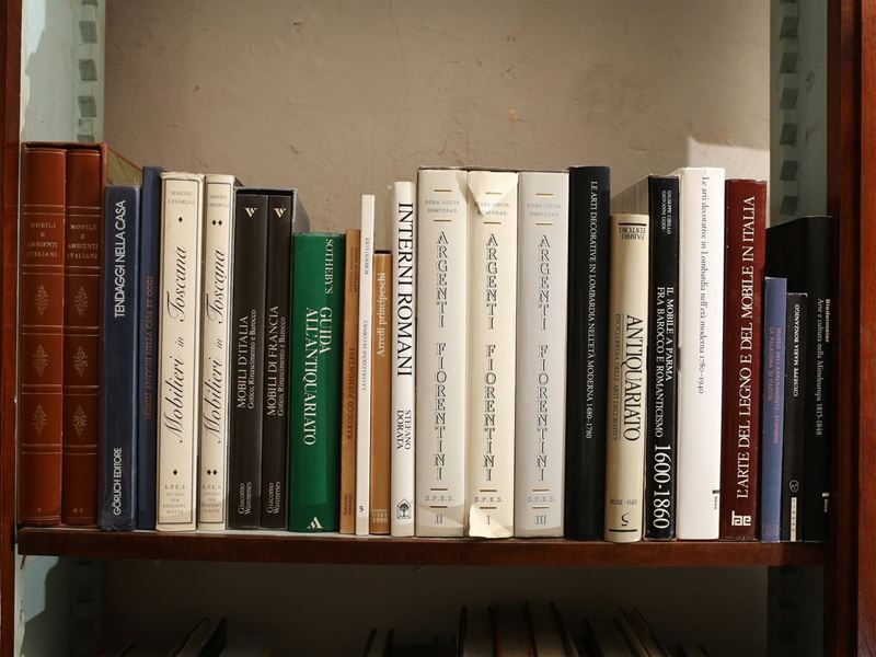 Lotto di Libri Sull'antiquariato e Arti Decorative