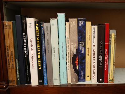 Lotto di Libri sul Mobile Antico ed Arti Decorative