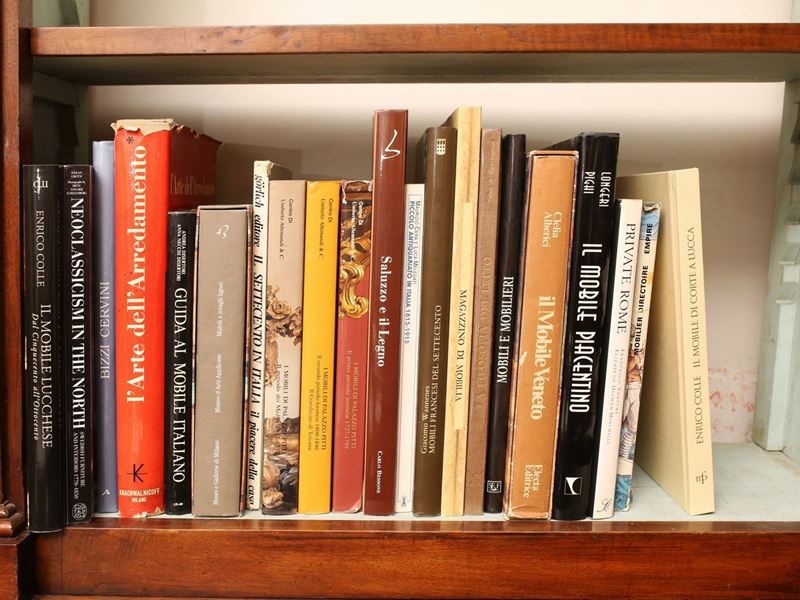 Lotto di Libri sul Mobile Antico