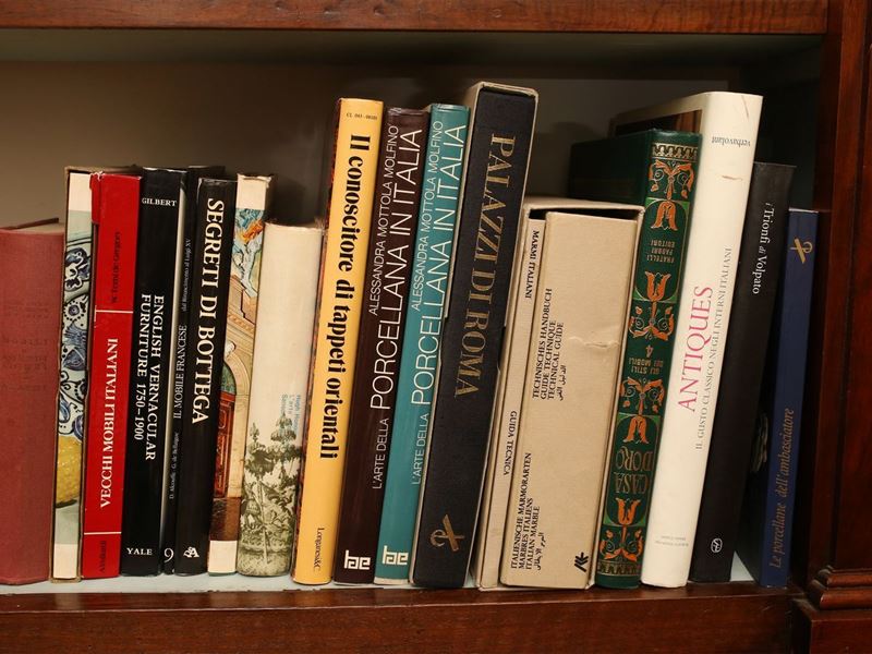 Lotto di Libri Sull'antiquariato e Arti Decorative