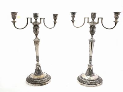 Coppia di Candelabri in Argento