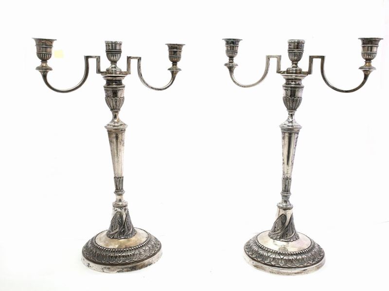 Coppia di Candelabri in Argento