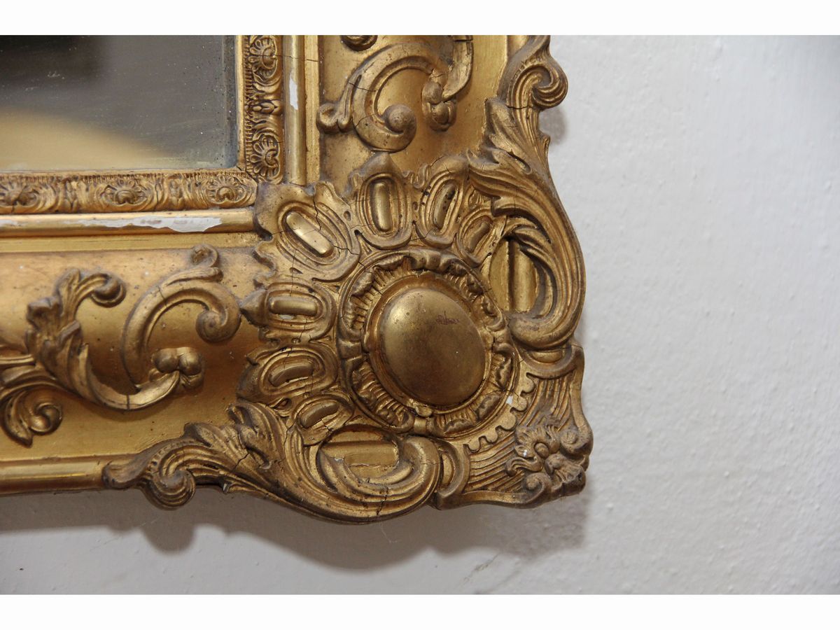 Specchiera con Cornice in Legno e Pastiglia Dorata