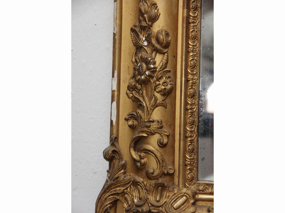 Specchiera con Cornice in Legno e Pastiglia Dorata