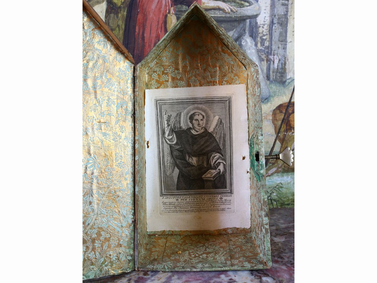 Reliquiario in Legno e Argento