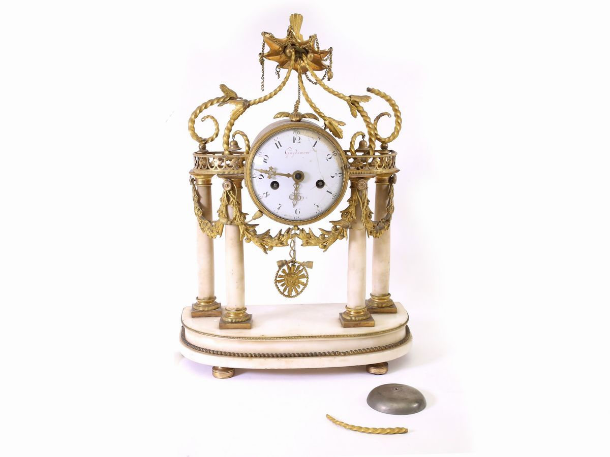 Orologio da Tavolo in Alabastro e Bronzo Dorato