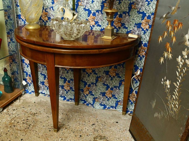 Tavolo da Gioco in Mogano ed Altre Essenze