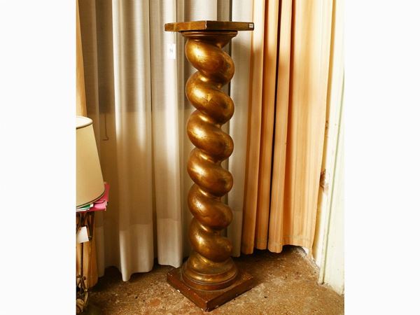 Colonna portasculture in gesso dorato