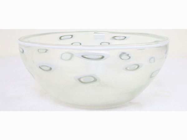 Transparent glass bowl