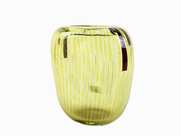 Sergio Asti vase for Salviati in amber blown glass  (Murano, 1970)  - Auction The Muccia Breda Collection in Villa Donà -  Borbiago of Mira (Venice) - Maison Bibelot - Casa d'Aste Firenze - Milano