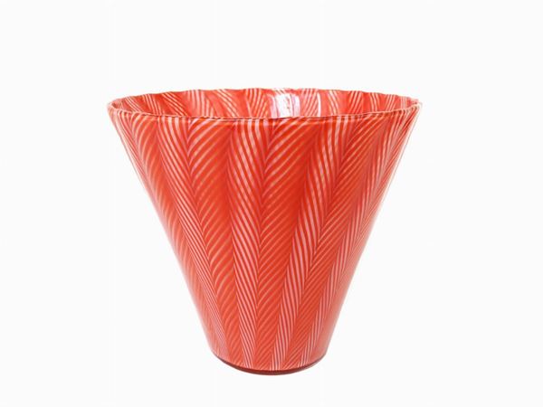 Cenedese vase in red cane blown glass  (Murano, 1950)  - Auction The Muccia Breda Collection in Villa Donà -  Borbiago of Mira (Venice) - Maison Bibelot - Casa d'Aste Firenze - Milano