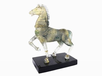 Cavallo in Vetro Tipo Scavo con Inclusioni in Polvere D'oro