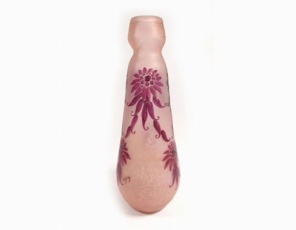 Large Legras vase in cloudy glass in shades of pink with decoration of purple flowers.