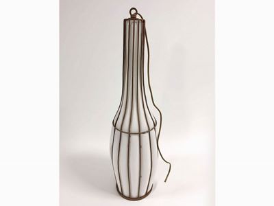 Una Lampada a Sospensione Avem